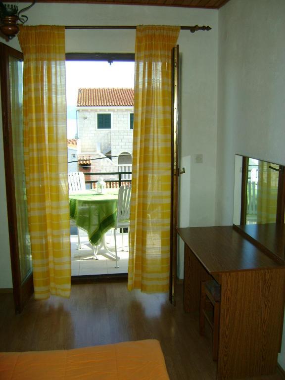 Apartments Mila Bol Zimmer foto